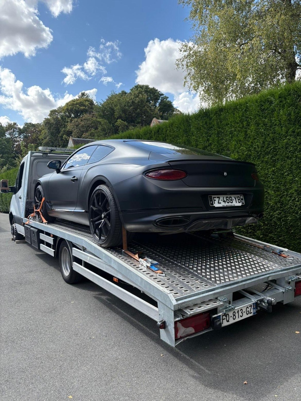 Bentley Continental GT noire mate